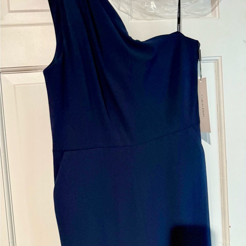 Calvin Klein Navy One-Shoulder wide leg jumpsuit with pockets! brand new!